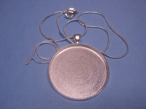 Round Pendant with Chain Set #1