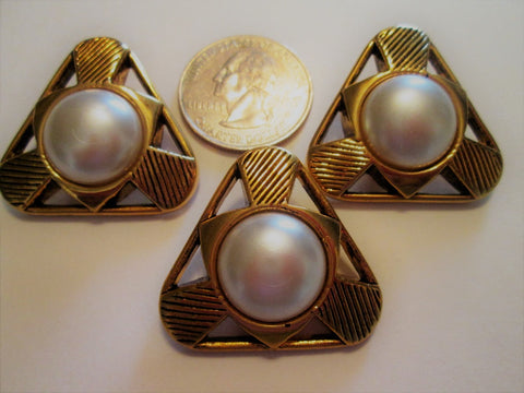 Pearl/Gold Diamond Shaped